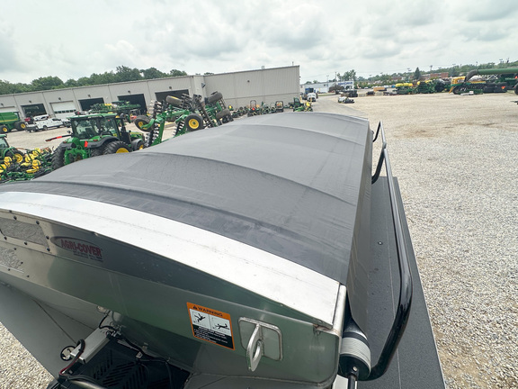 2024 John-Deere 800R