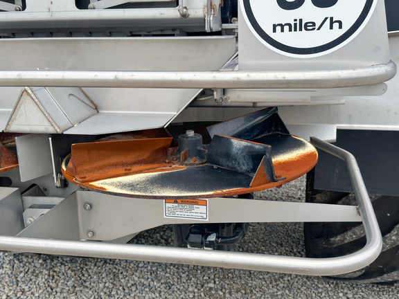 2024 John-Deere 800R