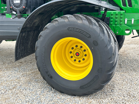 2024 John-Deere 800R