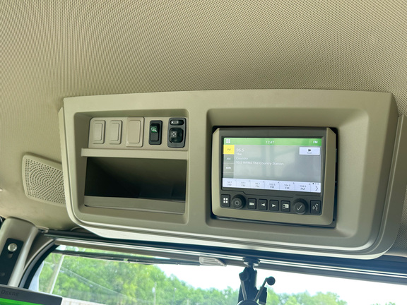 2024 John-Deere 800R