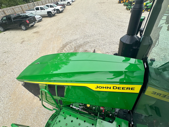 2024 John-Deere 800R