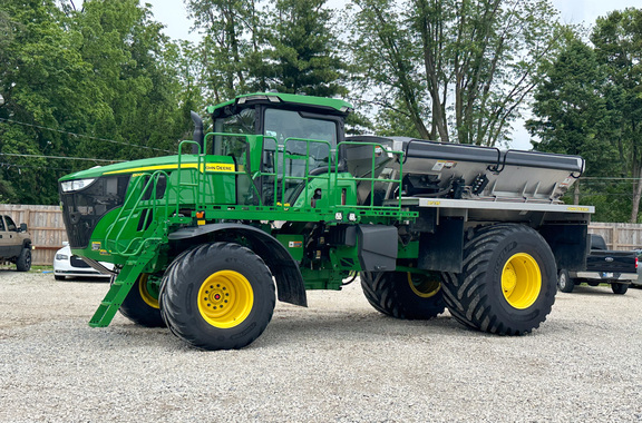 2024 John-Deere 800R