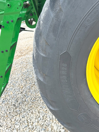 2024 John-Deere 800R