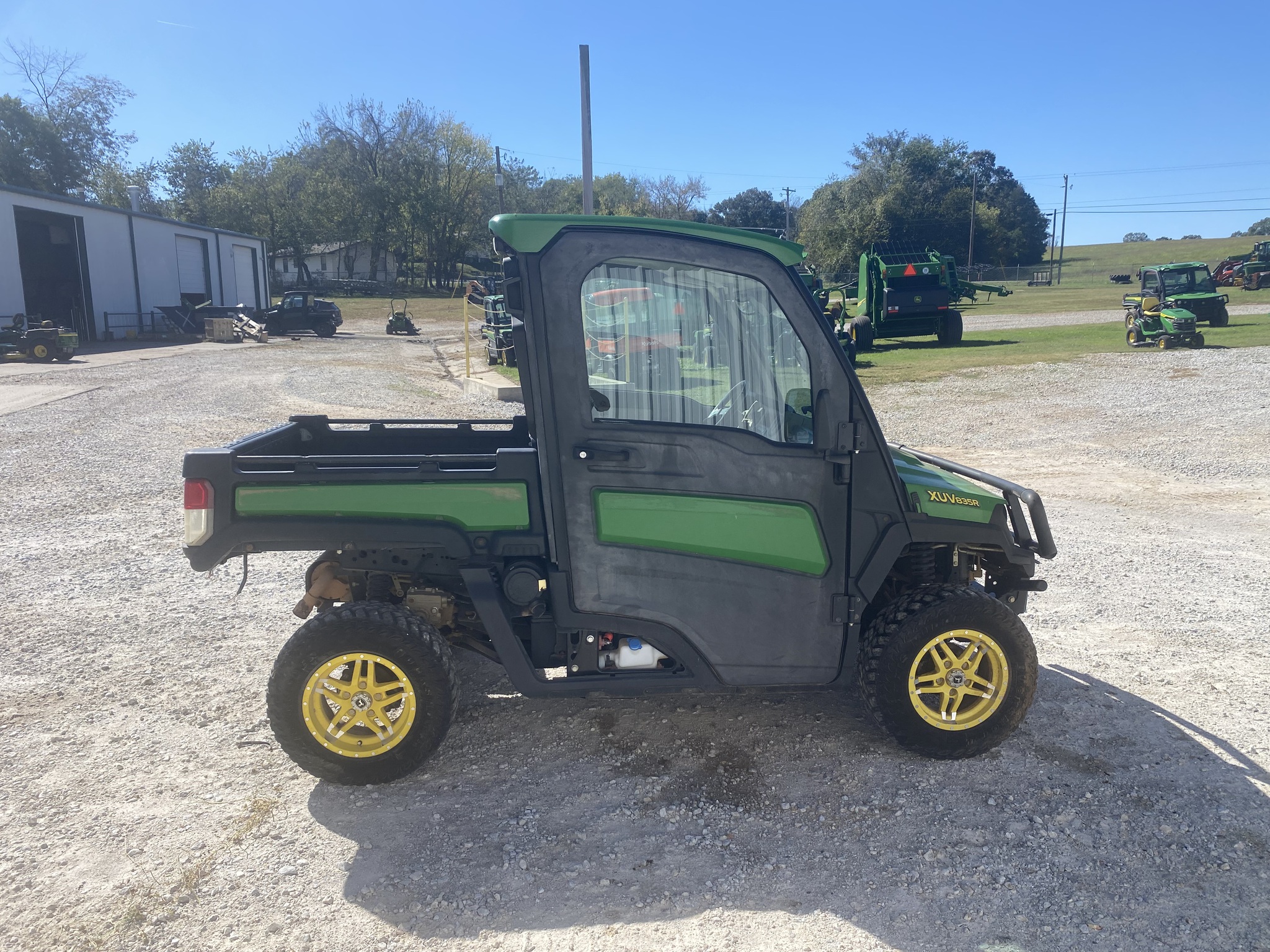  2020 John Deere XUV 835R at Heritage Tractor in Harrison, AR