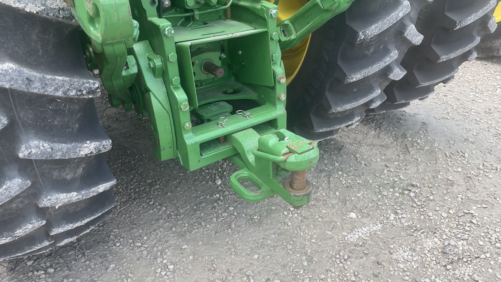 2019 John Deere 8245R Image 22
