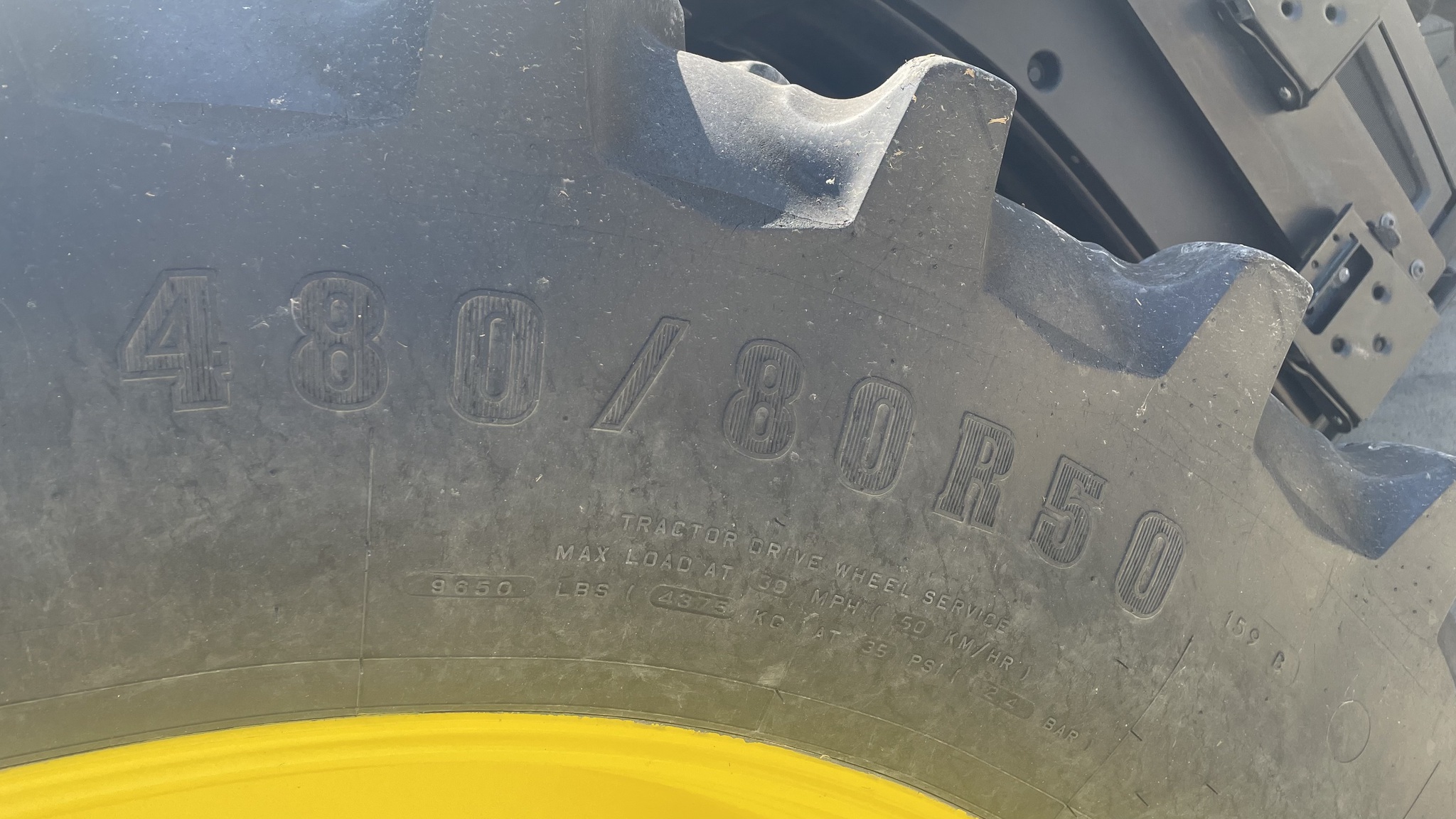 2019 John Deere 8245R Image 18