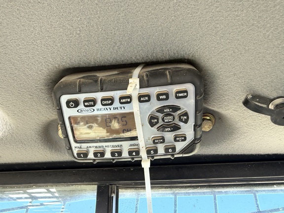 2020 Case TV450 - Photo26