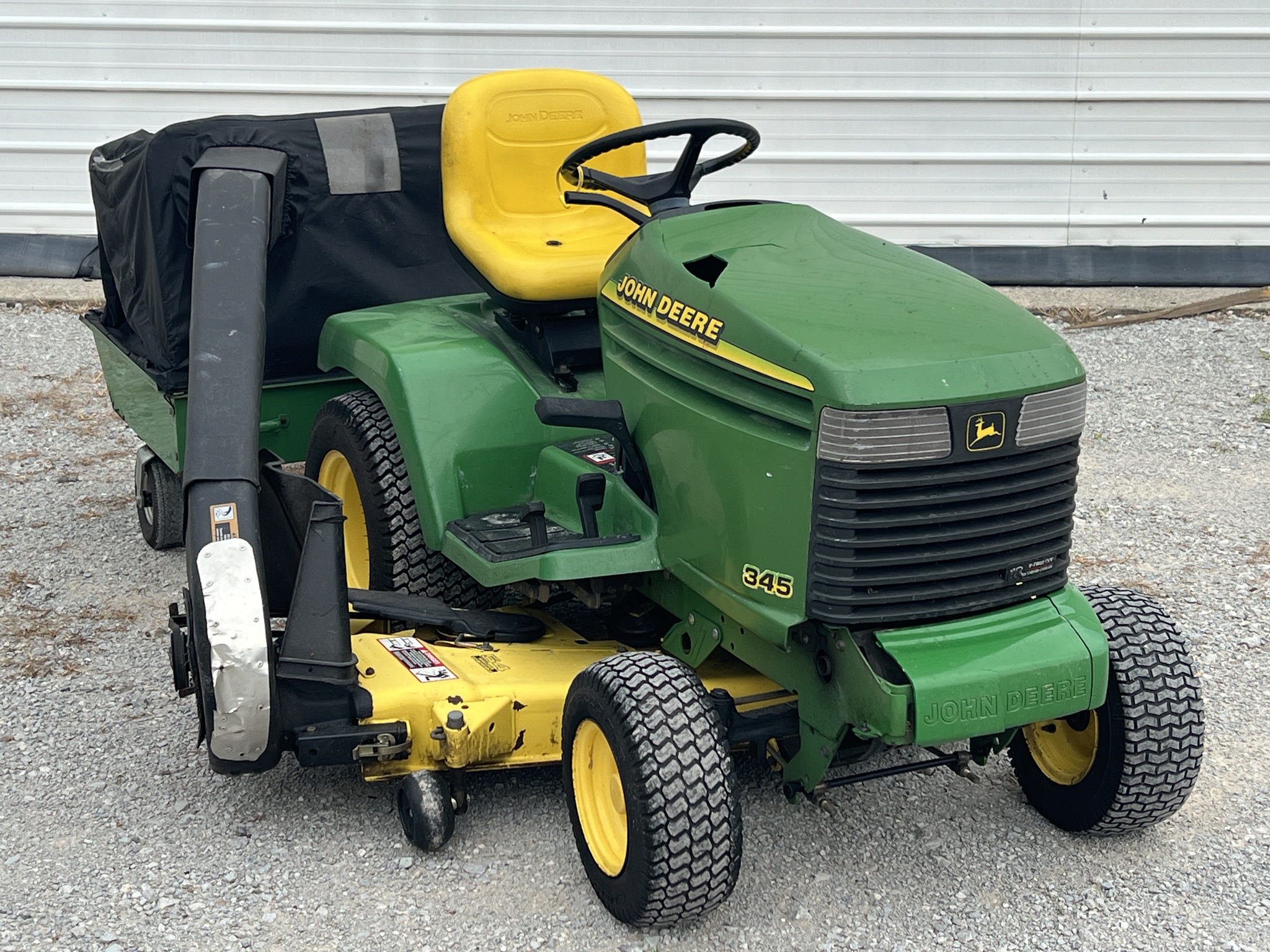 1996 John Deere 345 Image 1