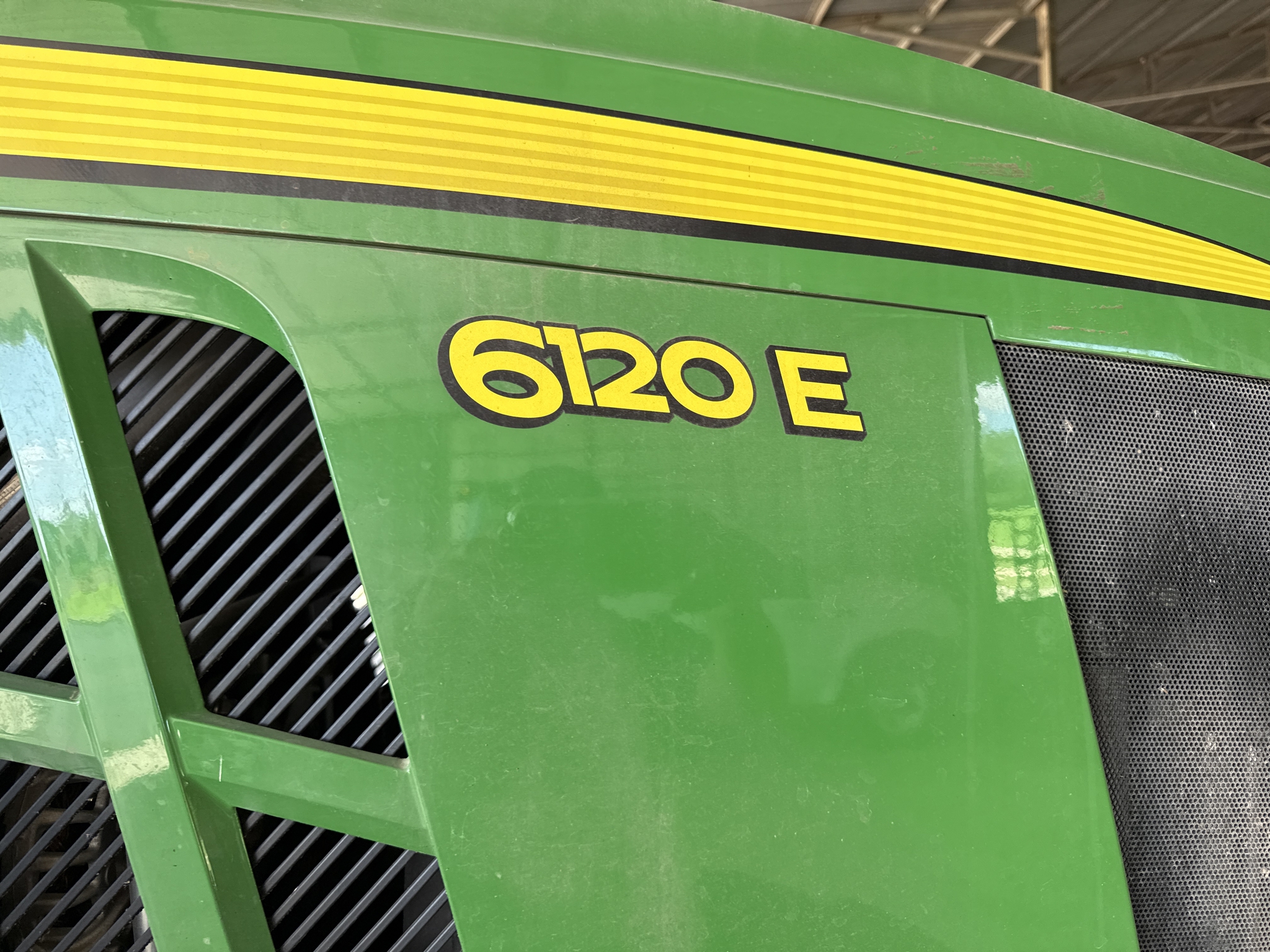 2024 John Deere 6120E Cab Image 22
