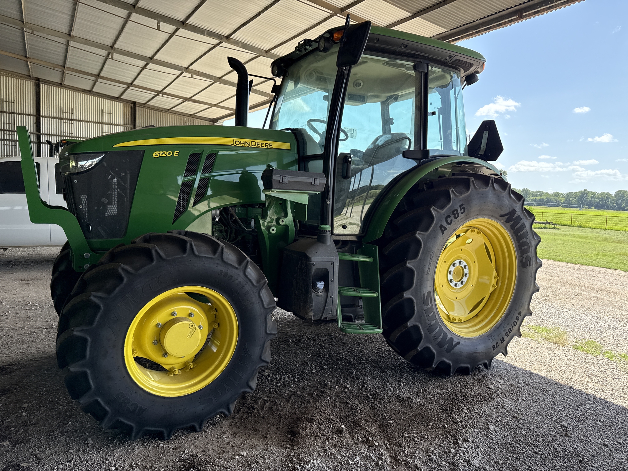 2024 John Deere 6120E Cab Image 4