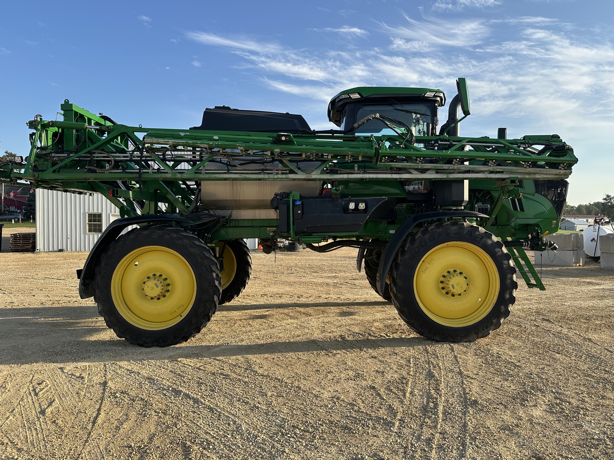 2023 John Deere 412R Image 6