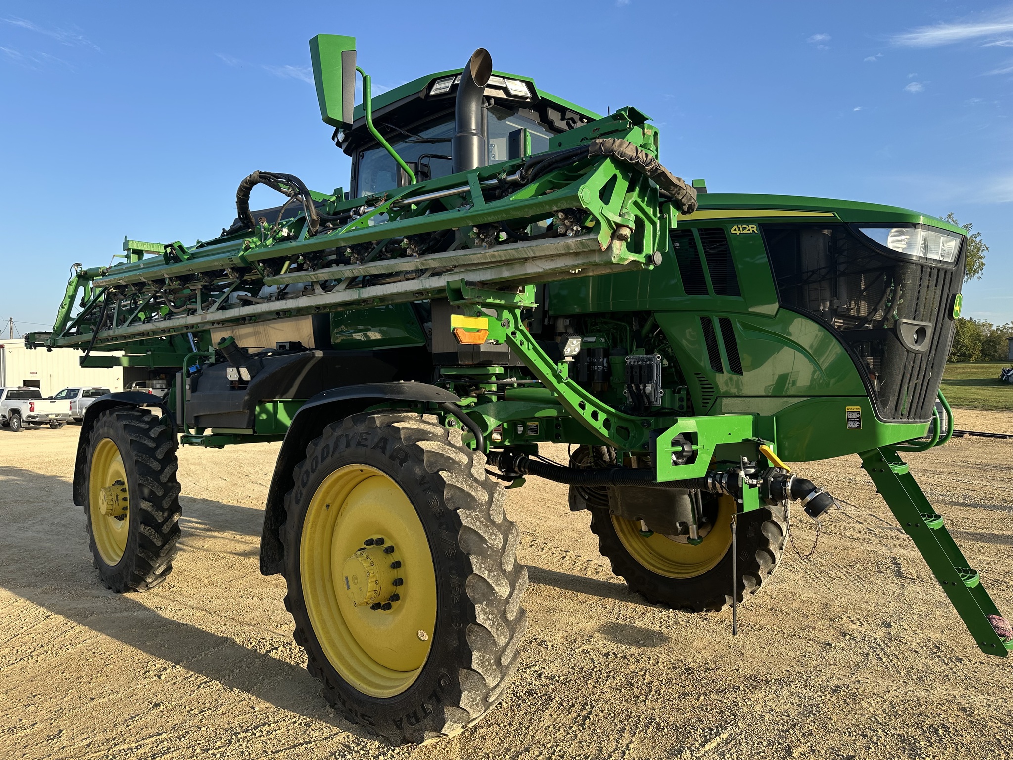 2023 John Deere 412R Image 7