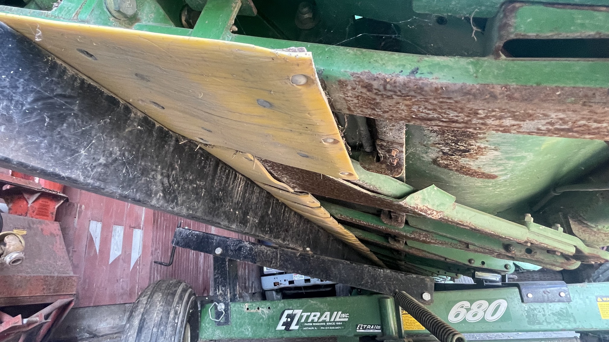 2005 John Deere 625F Image 12