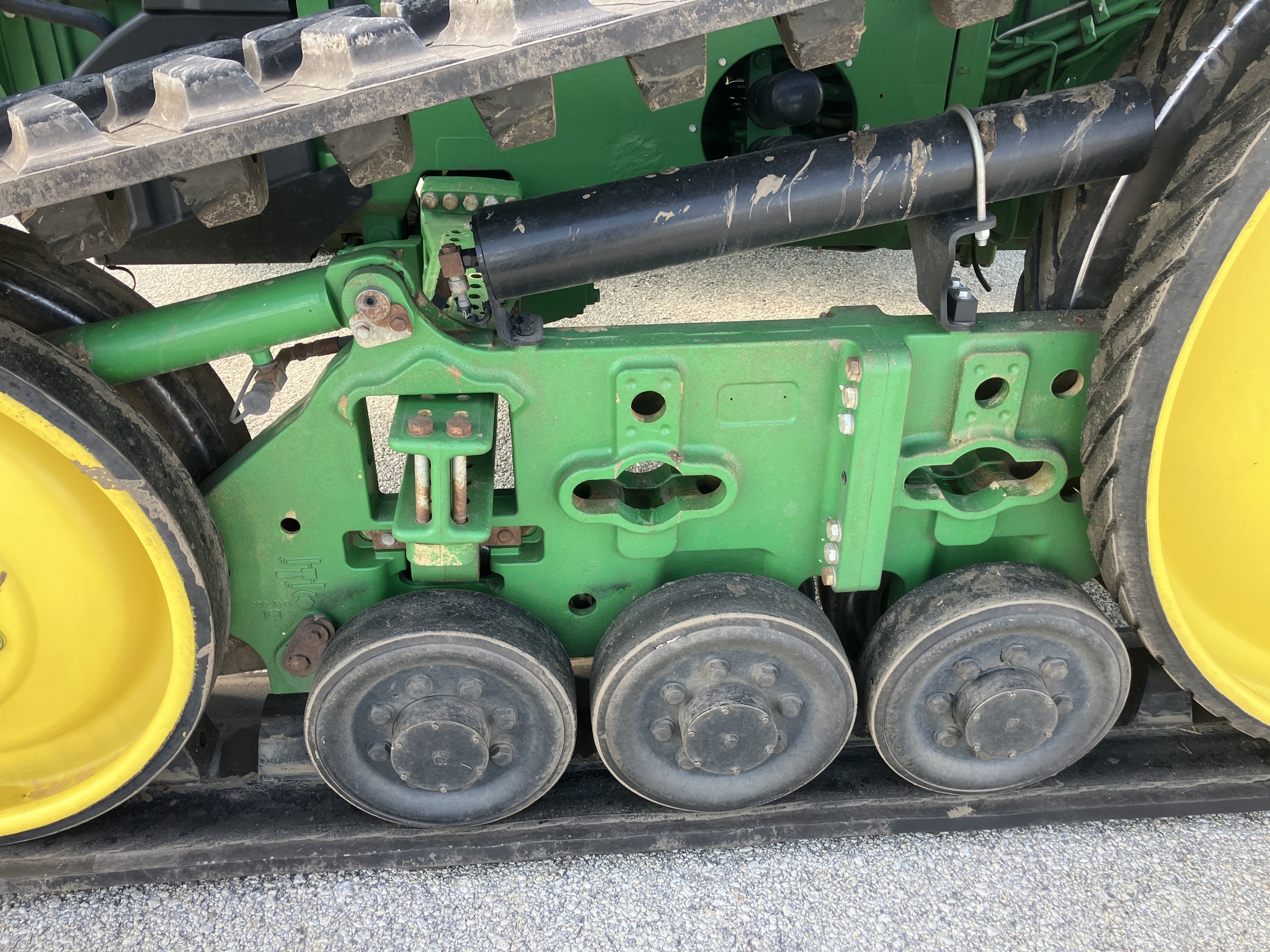 2014 John Deere 8370RT Image 11