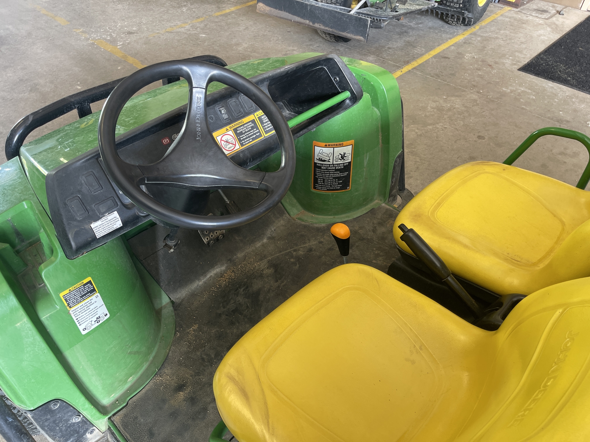 2021 John Deere Tx Turf Image 13
