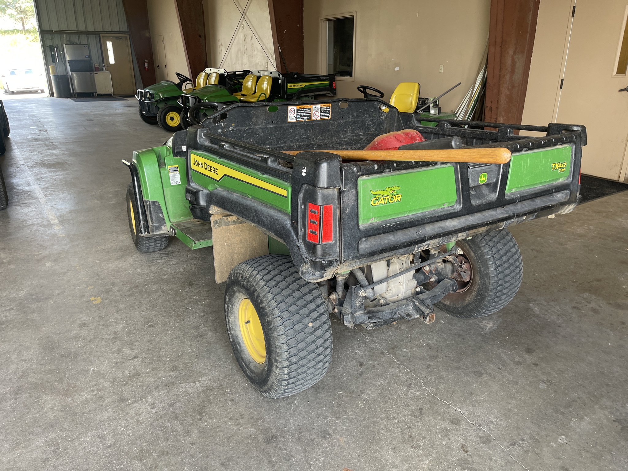 2021 John Deere Tx Turf Image 9