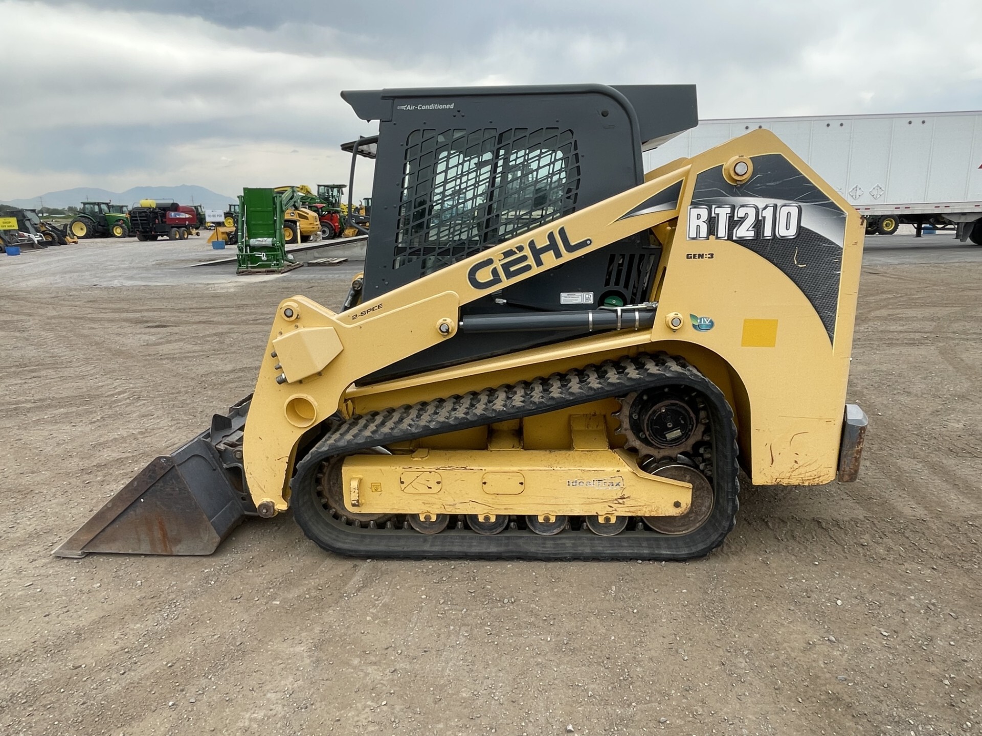 2012 Gehl RT210 Image 8