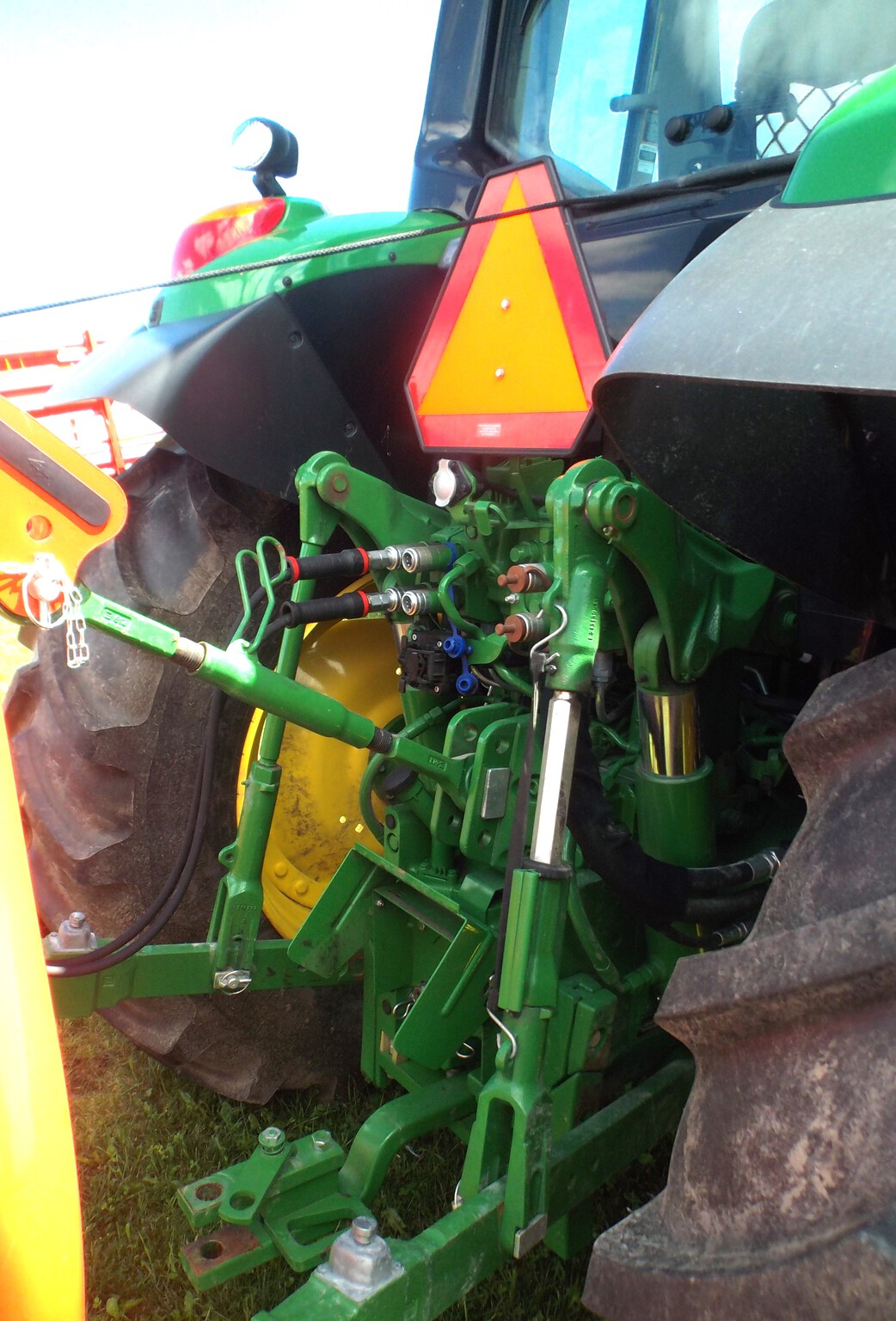 2022 John Deere 6130M Image 5