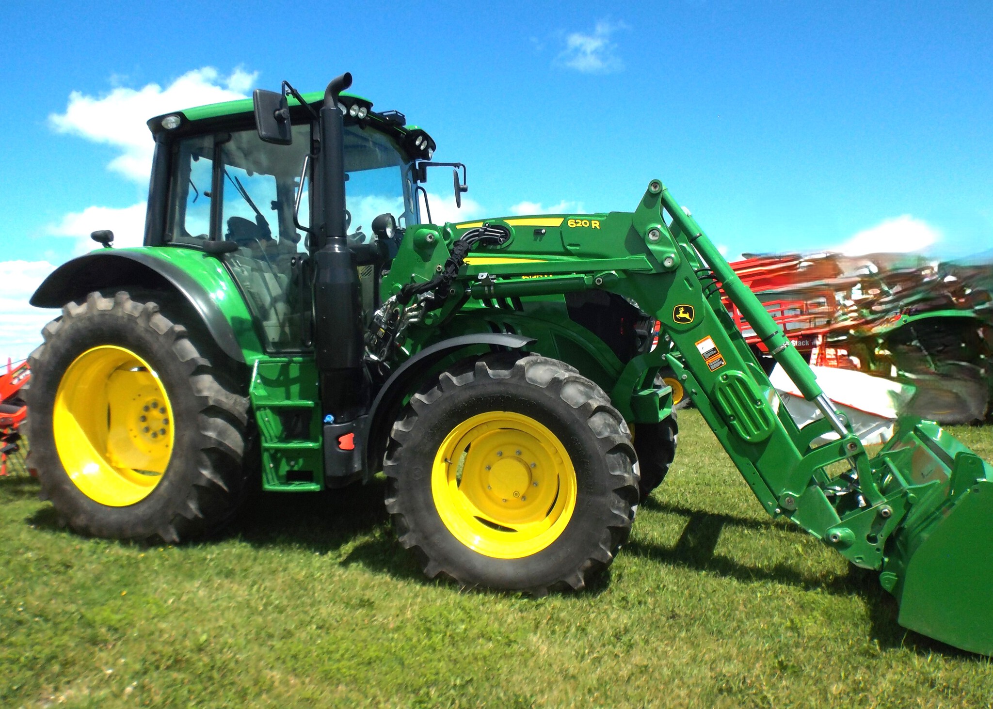 2022 John Deere 6130M Image 1