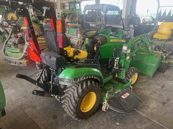 Photo of 2025 John Deere 1025R