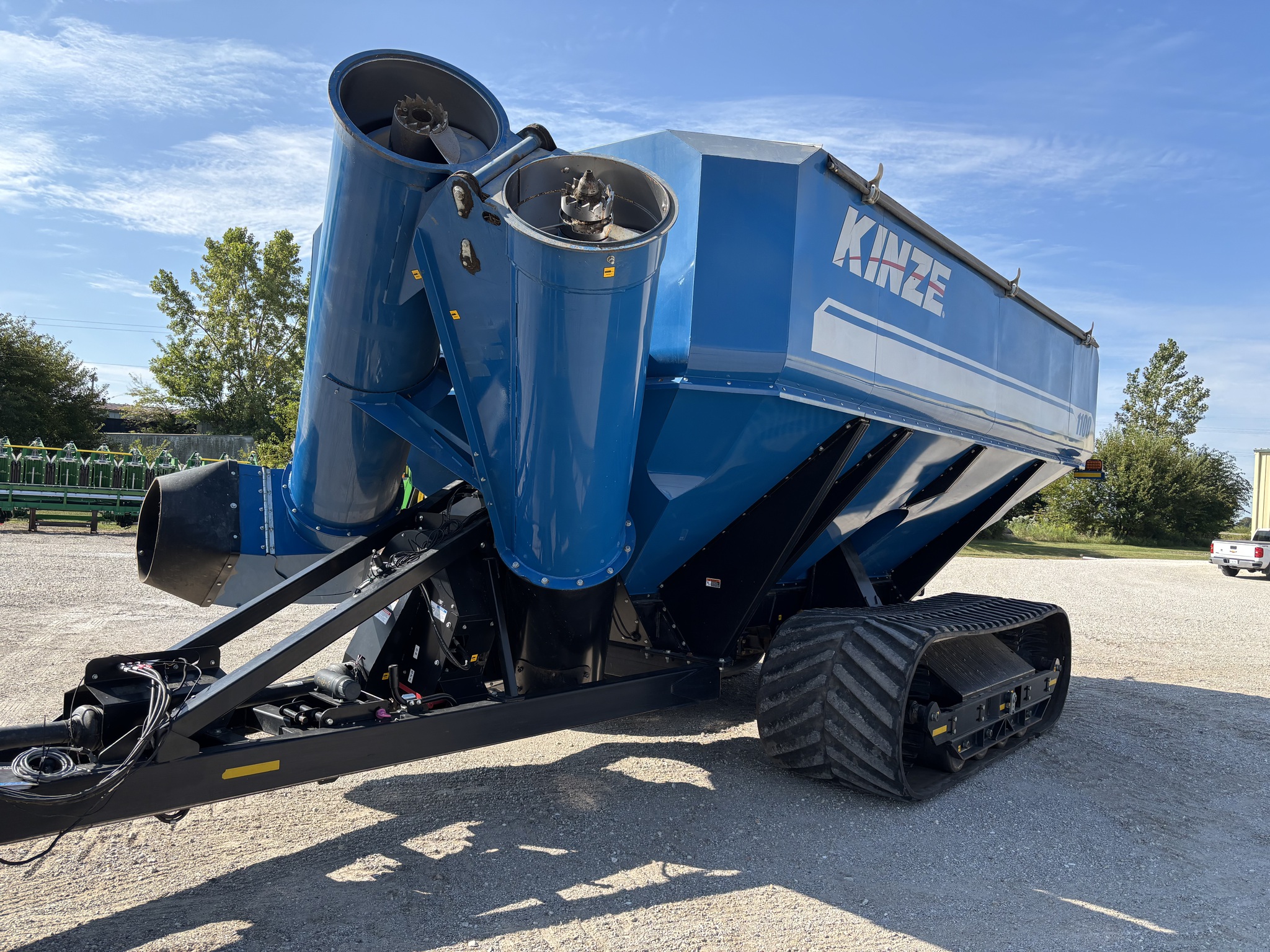  2012 Kinze 1100 at Heritage Tractor in Galesburg, IL