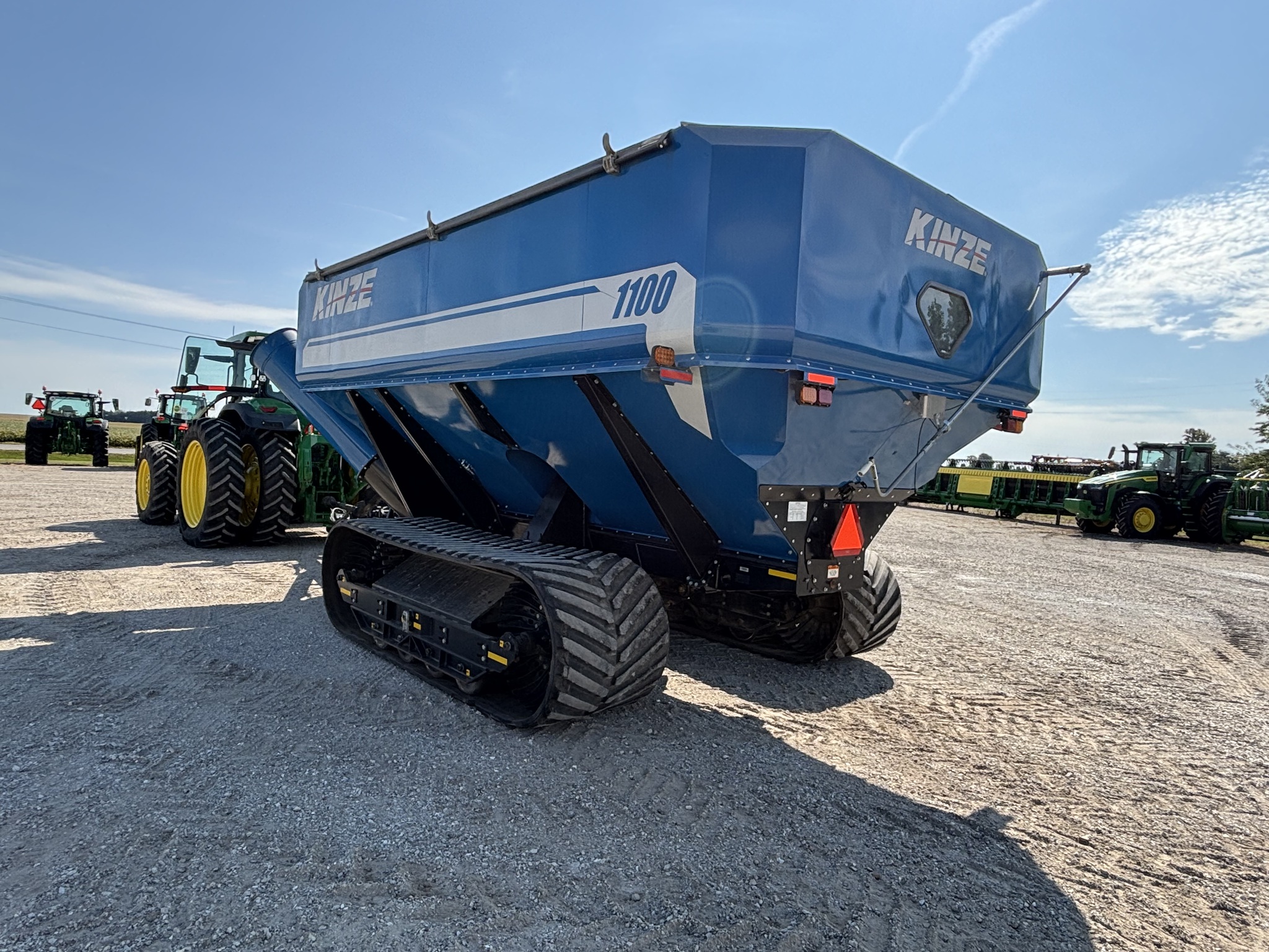  2012 Kinze 1100 at Heritage Tractor in Galesburg, IL
