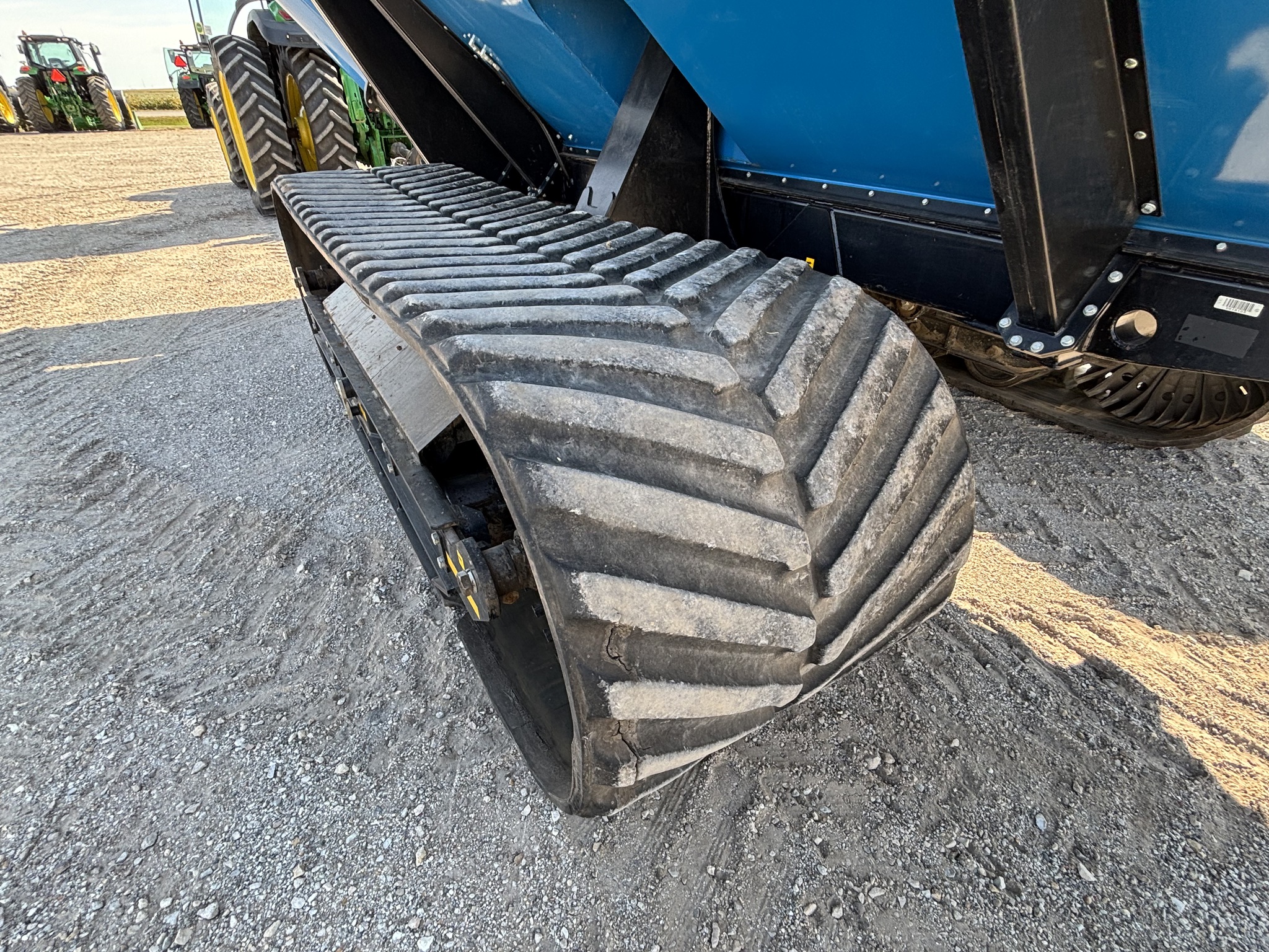  2012 Kinze 1100 at Heritage Tractor in Galesburg, IL