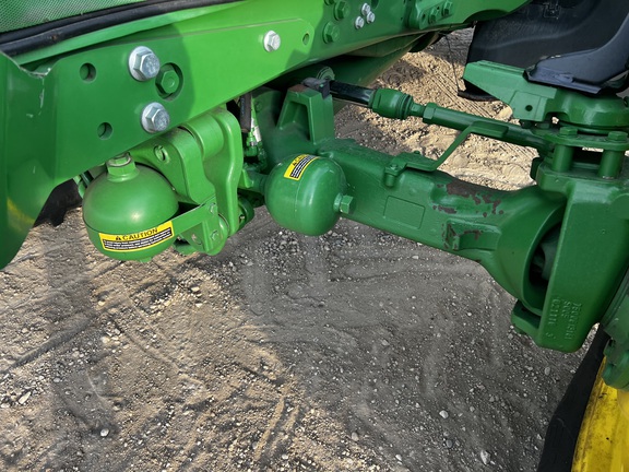 2017 John Deere 6155R - Photo10
