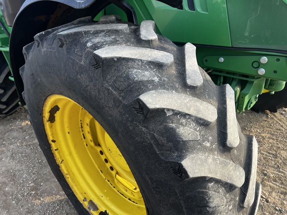 2017 John Deere 6155R - Photo11