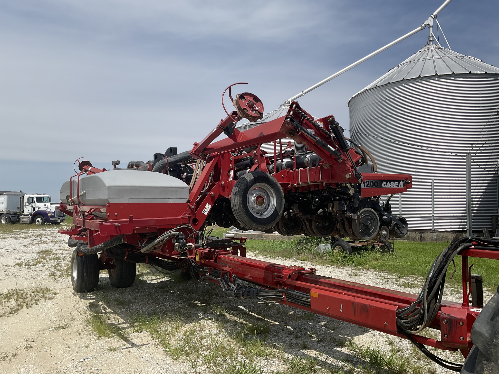 Case IH 1200 Image 1