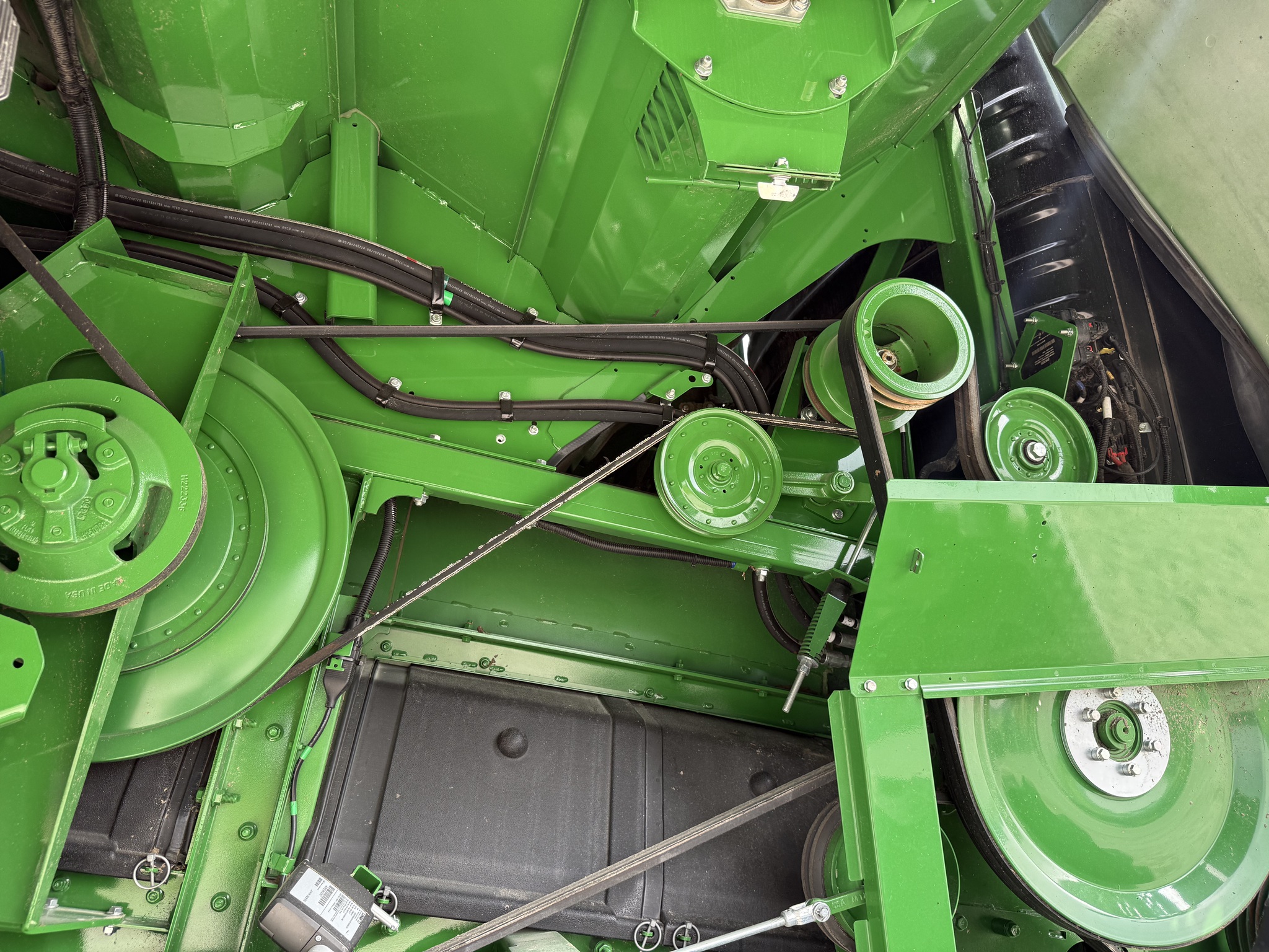 2025 John Deere S7 800 at Heritage Tractor in Nevada, MO