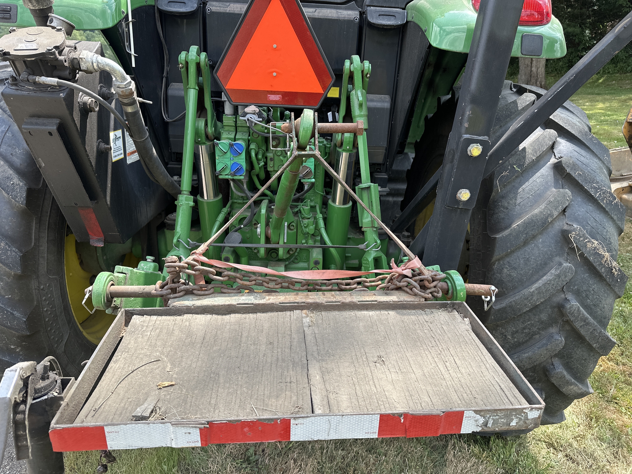 2018 John Deere 6145M Image 9