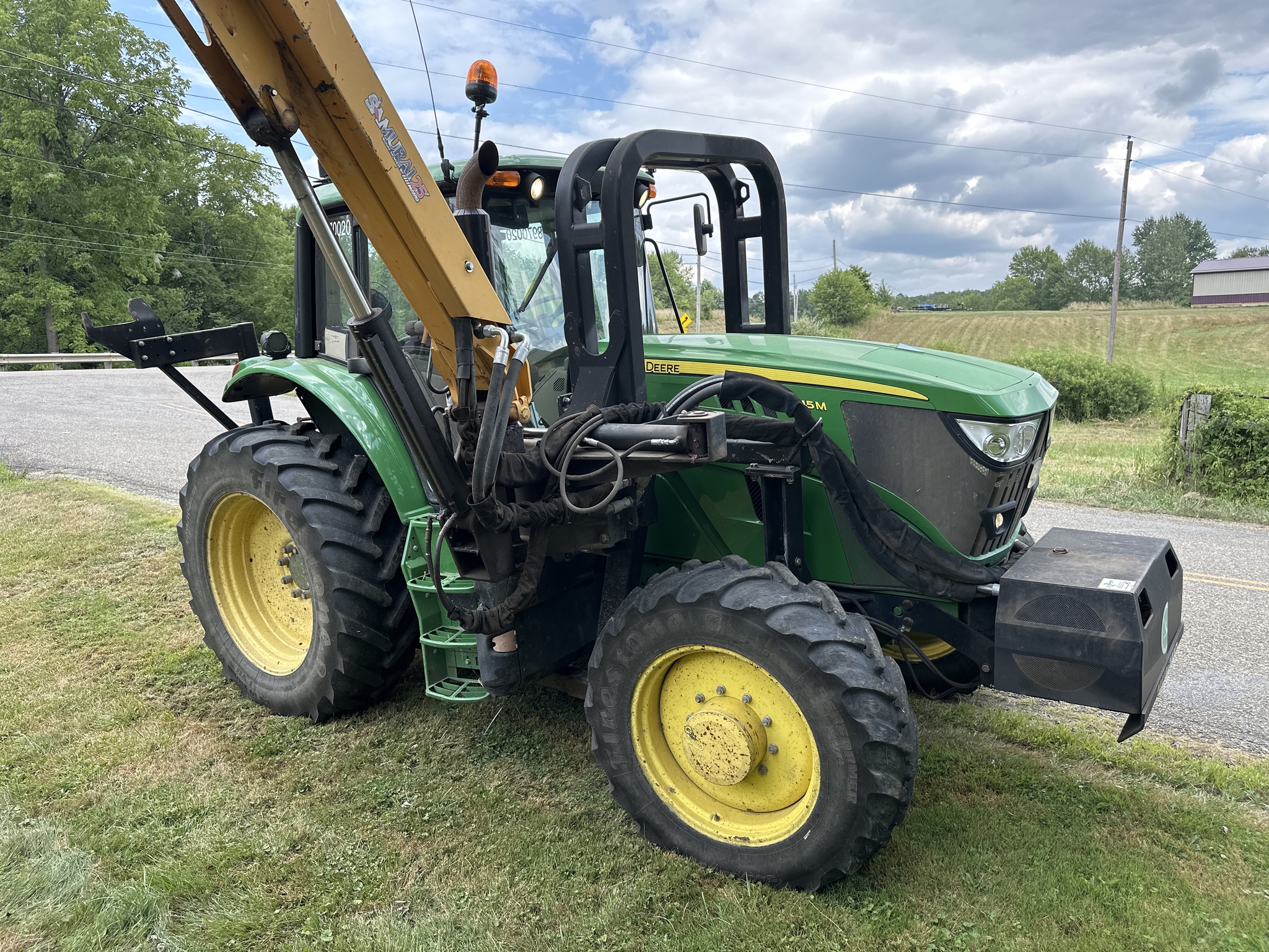 2018 John Deere 6145M Image 7
