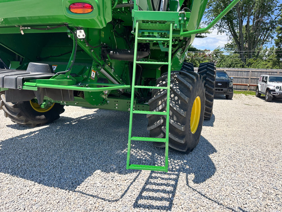 2024 John-Deere S770