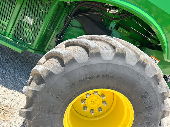 2024 John-Deere S770
