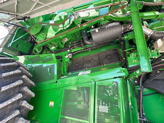 2024 John-Deere S770