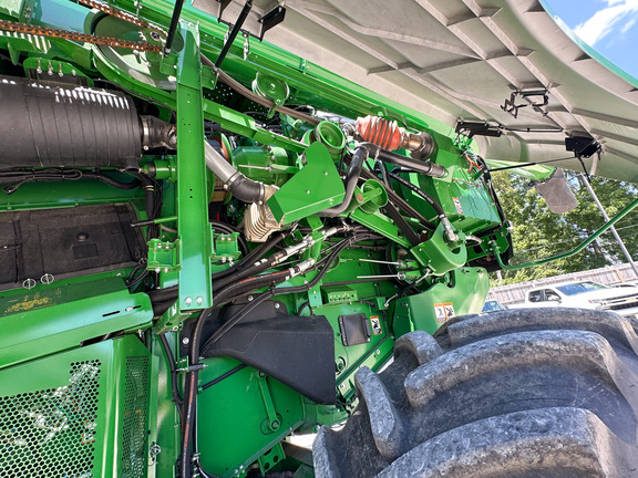 2024 John-Deere S770