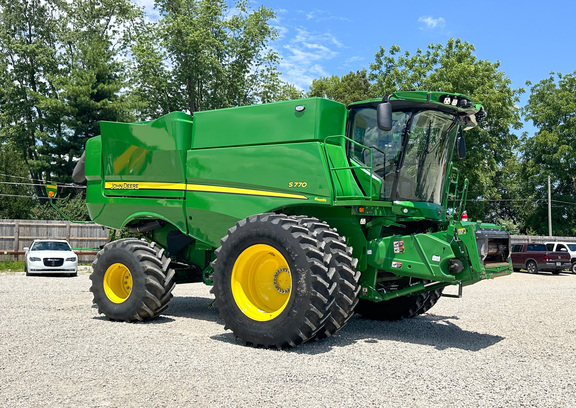 2024 John-Deere S770