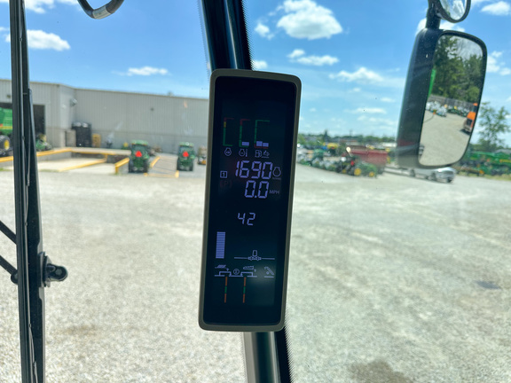 2024 John-Deere S770