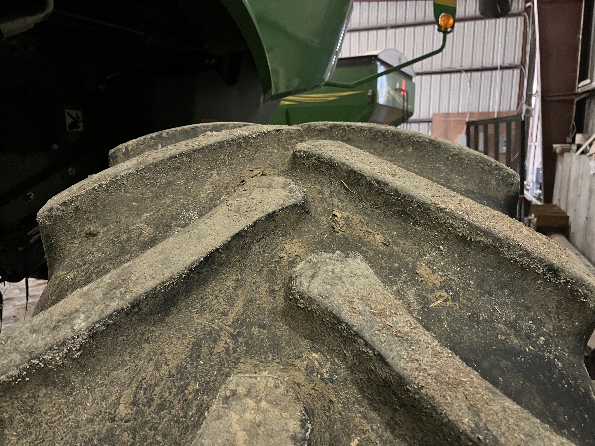 Used 2017 John Deere S680 Combines at Koenig Equipment in Oxford, OH - PhotoXL4