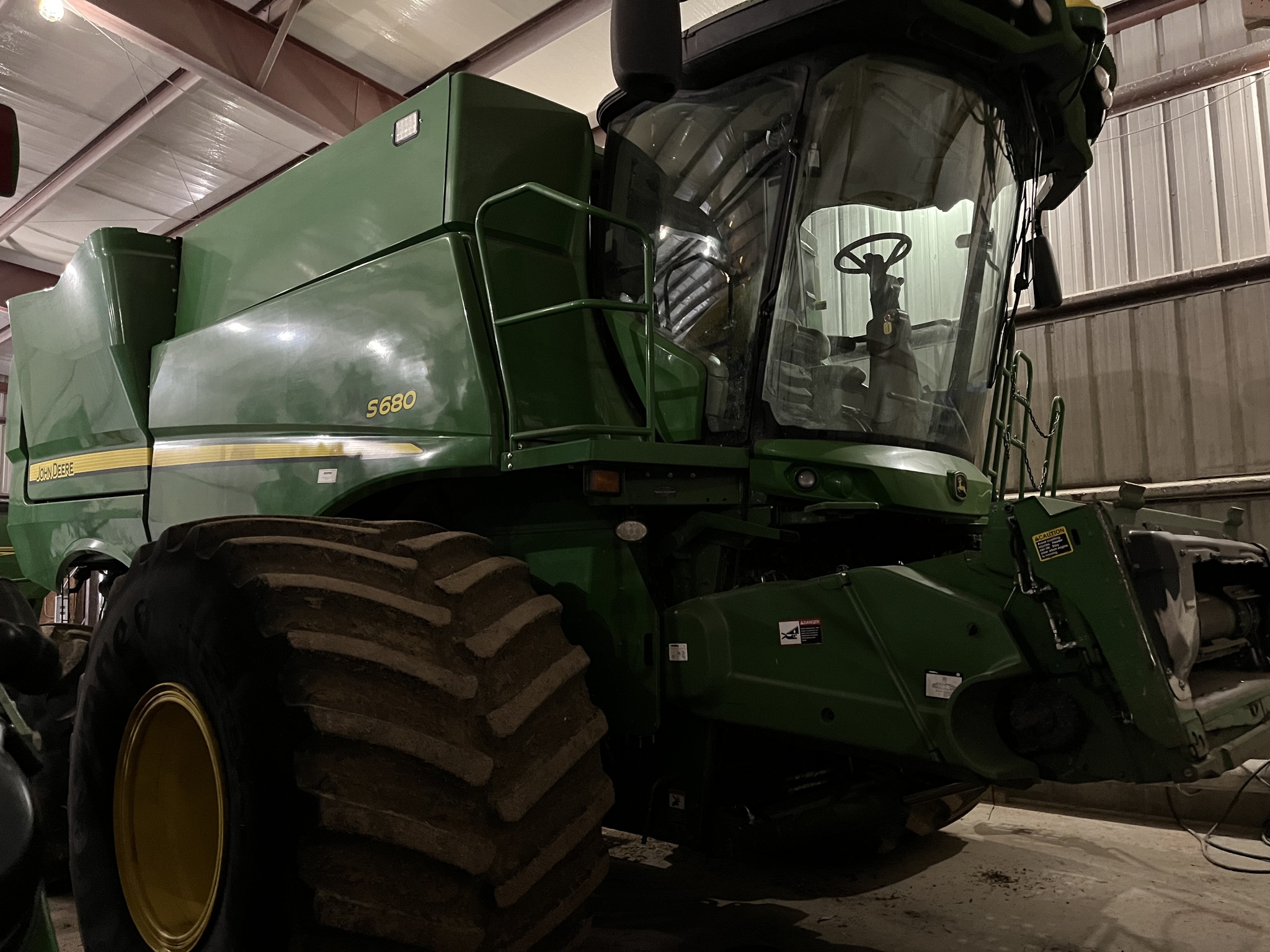 Used 2017 John Deere S680 Combines at Koenig Equipment in Oxford, OH - PhotoXL9