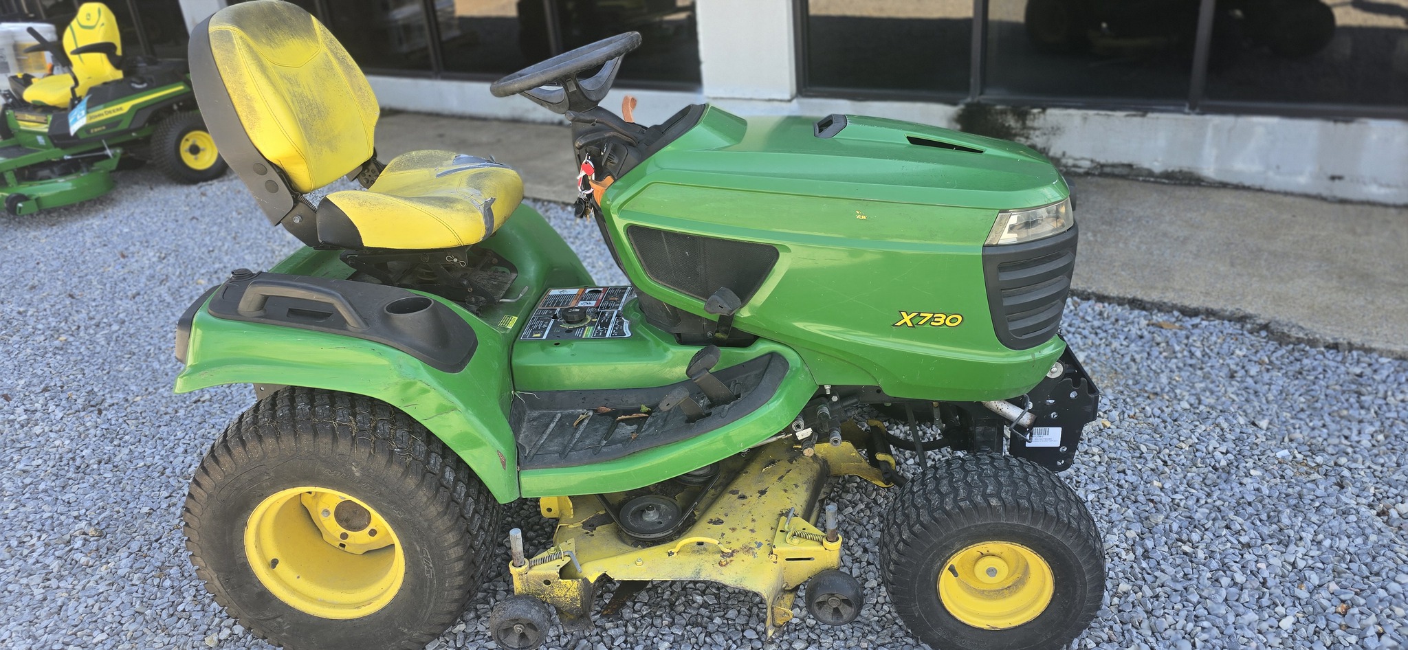 2015 John Deere X730
