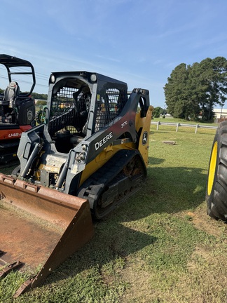 2020 John Deere 317G Photo 3
