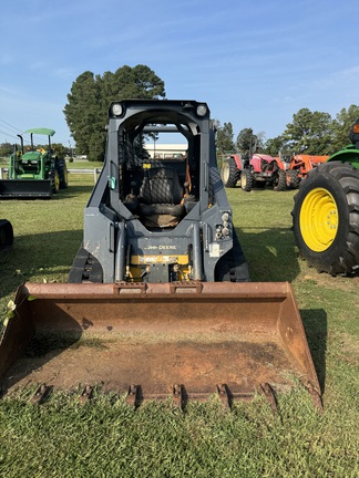 2020 John Deere 317G Photo 5