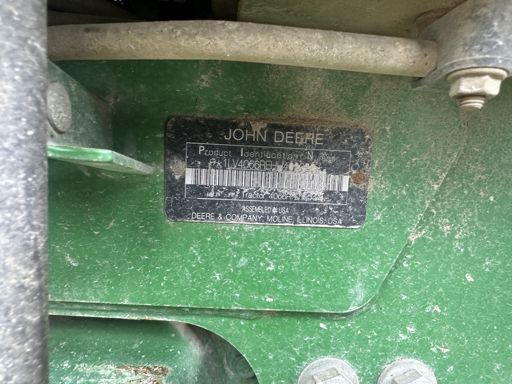 2017 John Deere 4066R Image 5