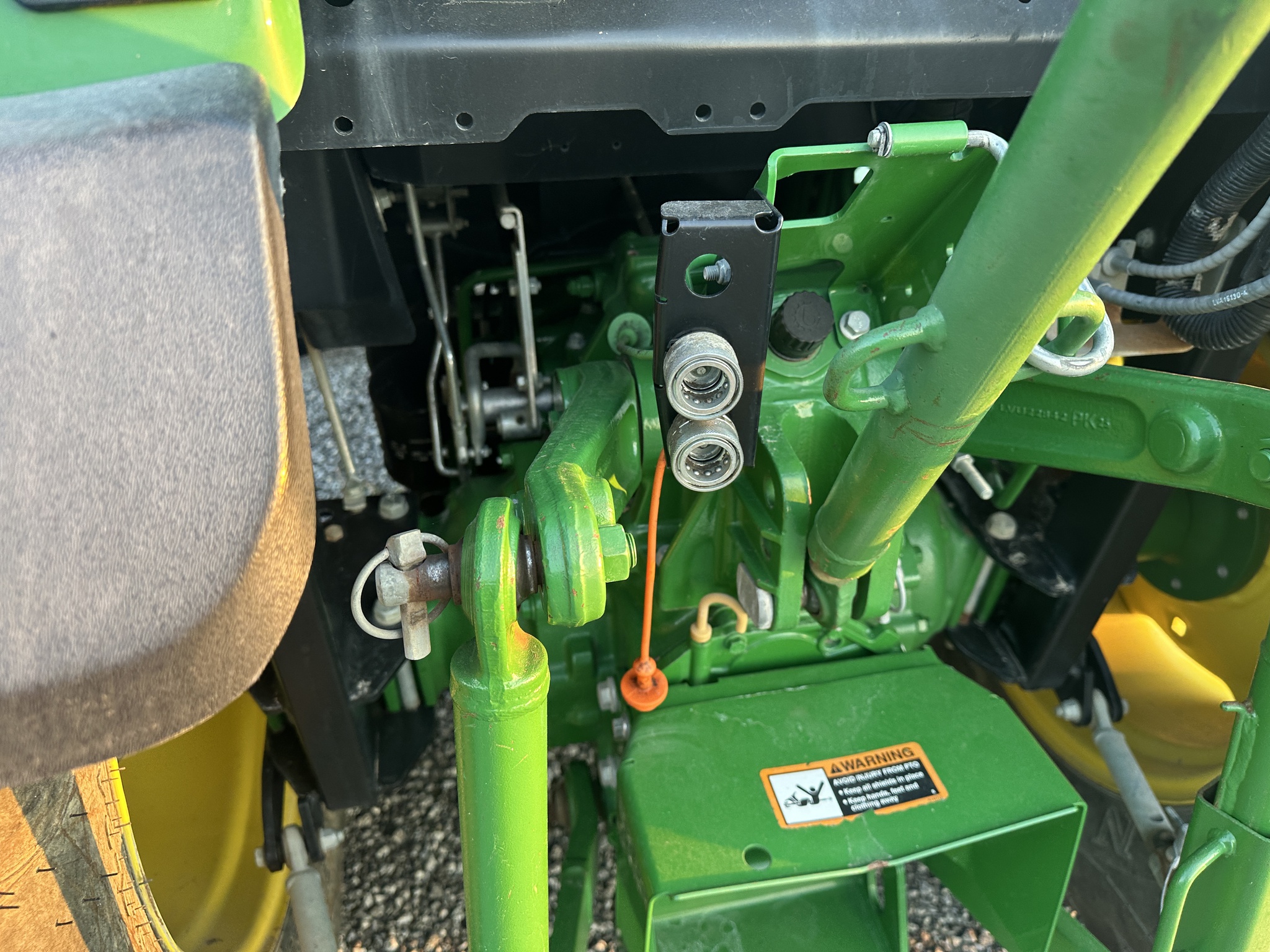 2017 John Deere 4066R Image 4