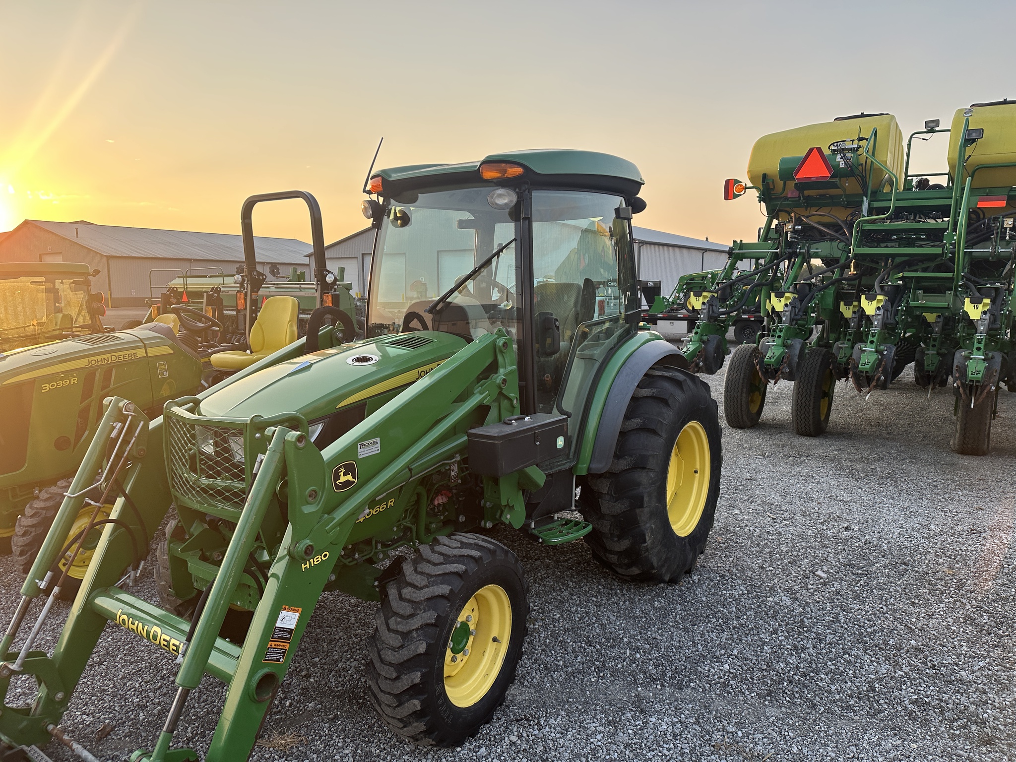 2017 John Deere 4066R Image 1