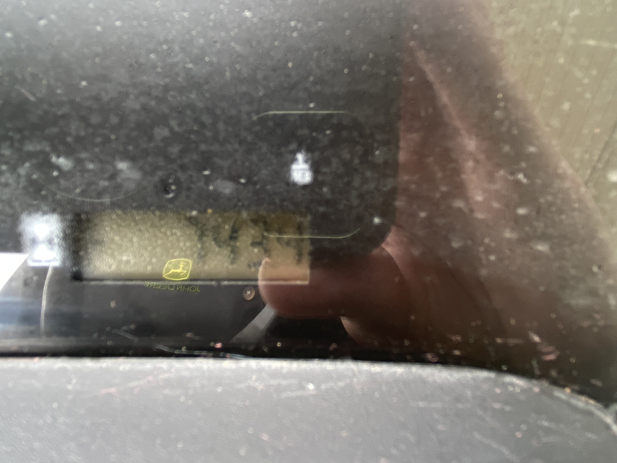 2014 John Deere X730 Image 8