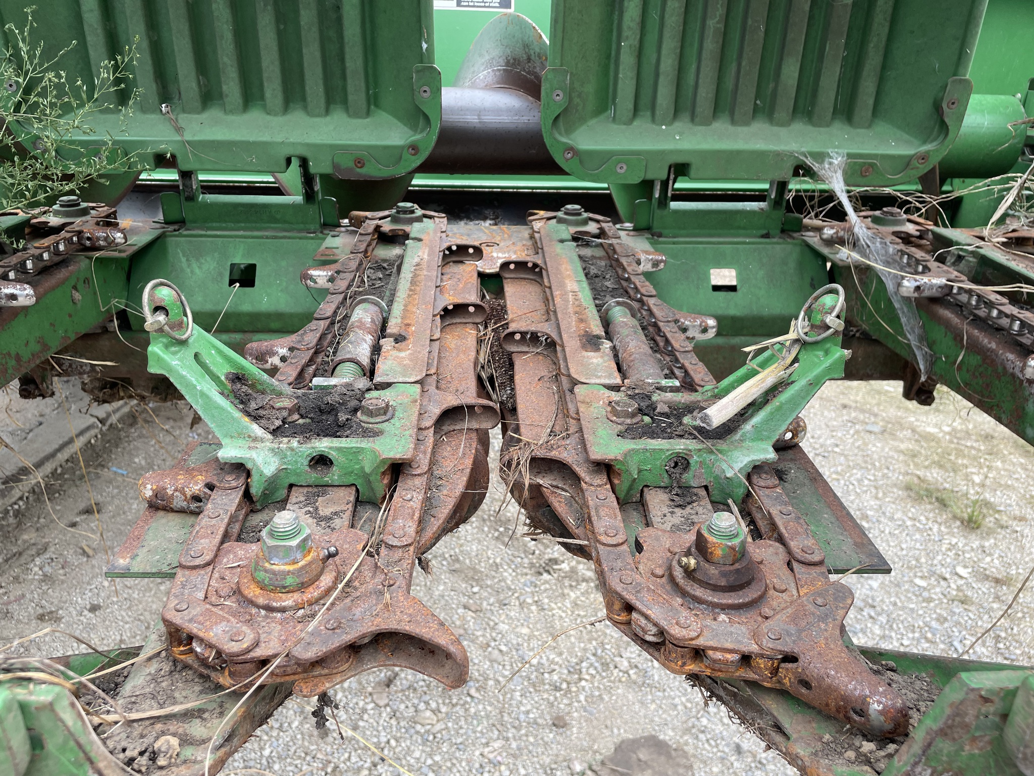  2002 John Deere 893 at Heritage Tractor in Baldwin City, KS