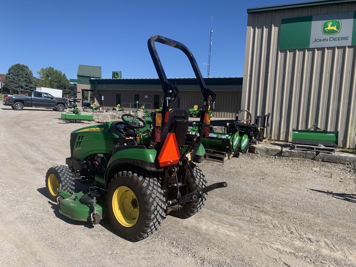 2024 John Deere 2025R Image 2